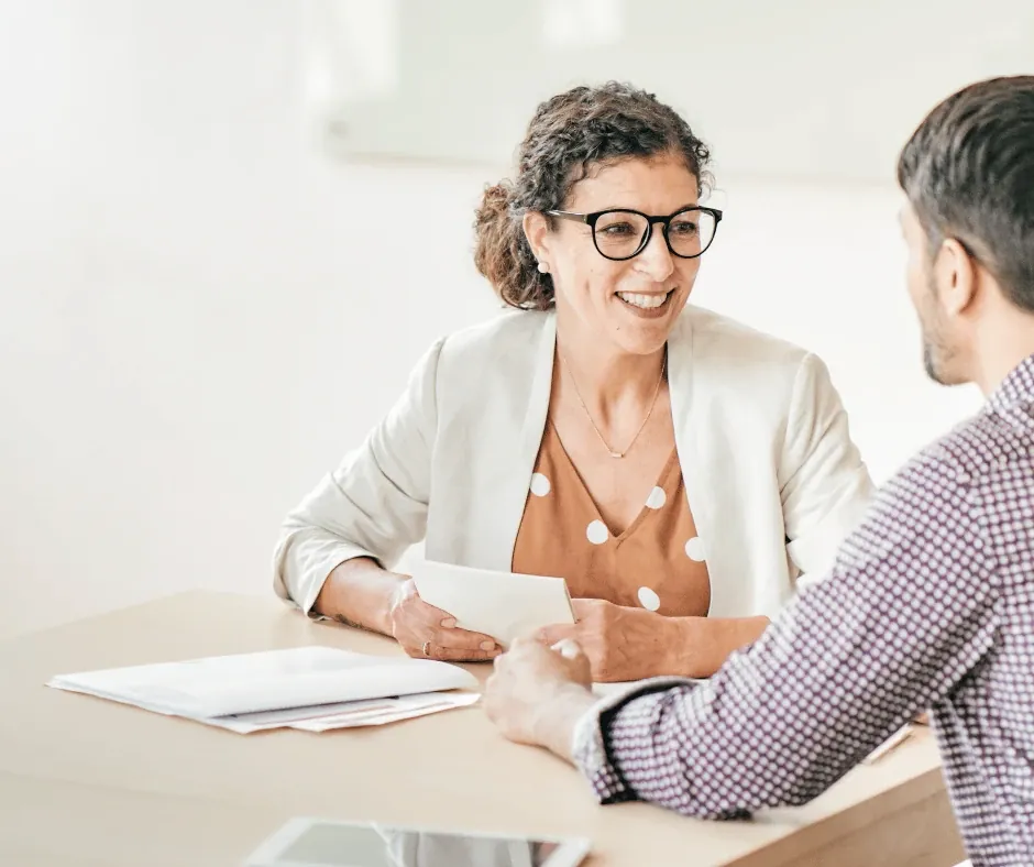 Cover Letter Writing: The Ultimate How To Guide to Writing an Impressive Cover Letter and the Top 5 Mistakes to Avoid thumbnail