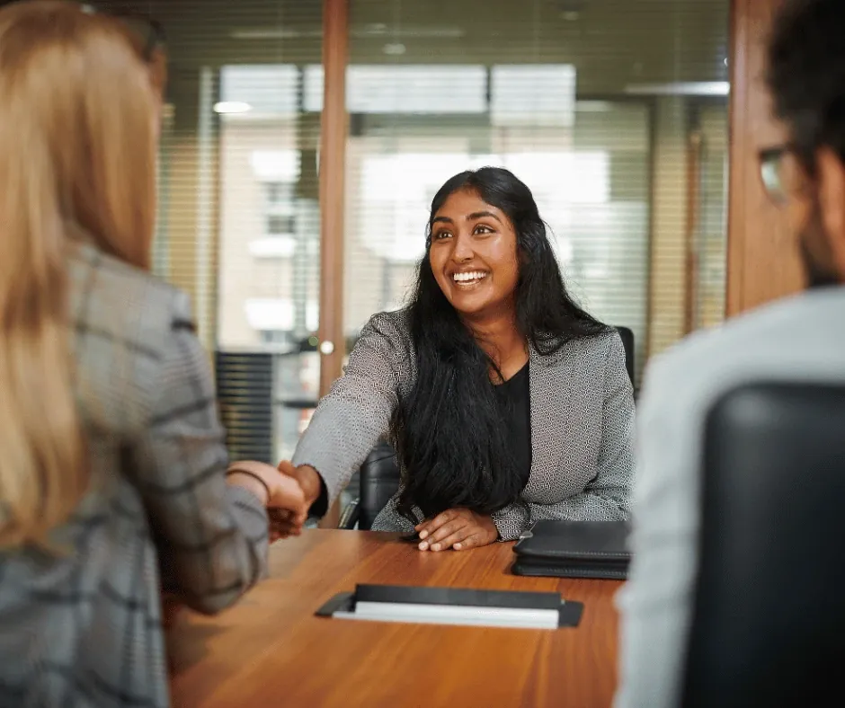 Crafting an Impressive Accountant Resume, Cover Letter, and LinkedIn Profile thumbnail